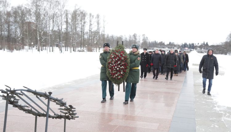 23 февраля