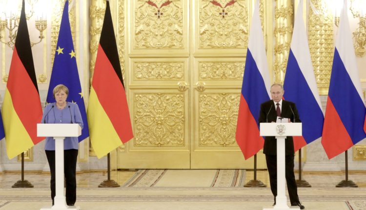 Меркель и Путин
