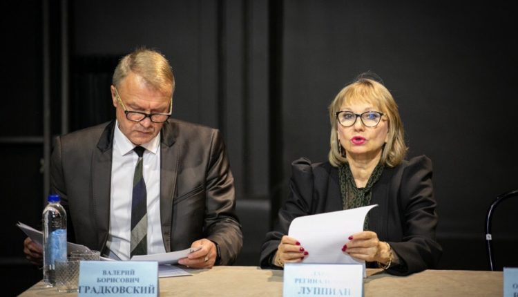 Театр имени Ленсовета