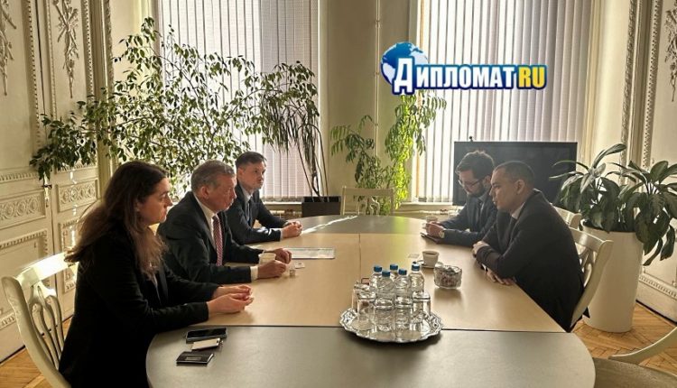 бизнес и дипломатия