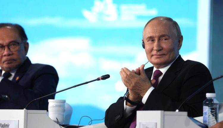Владимир Путин направил приветствие участникам Восточного экономического форума – 2025